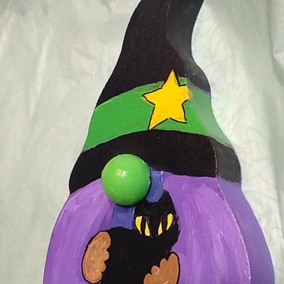 Halloween gnome Wood Decor - Picture 3 of 4